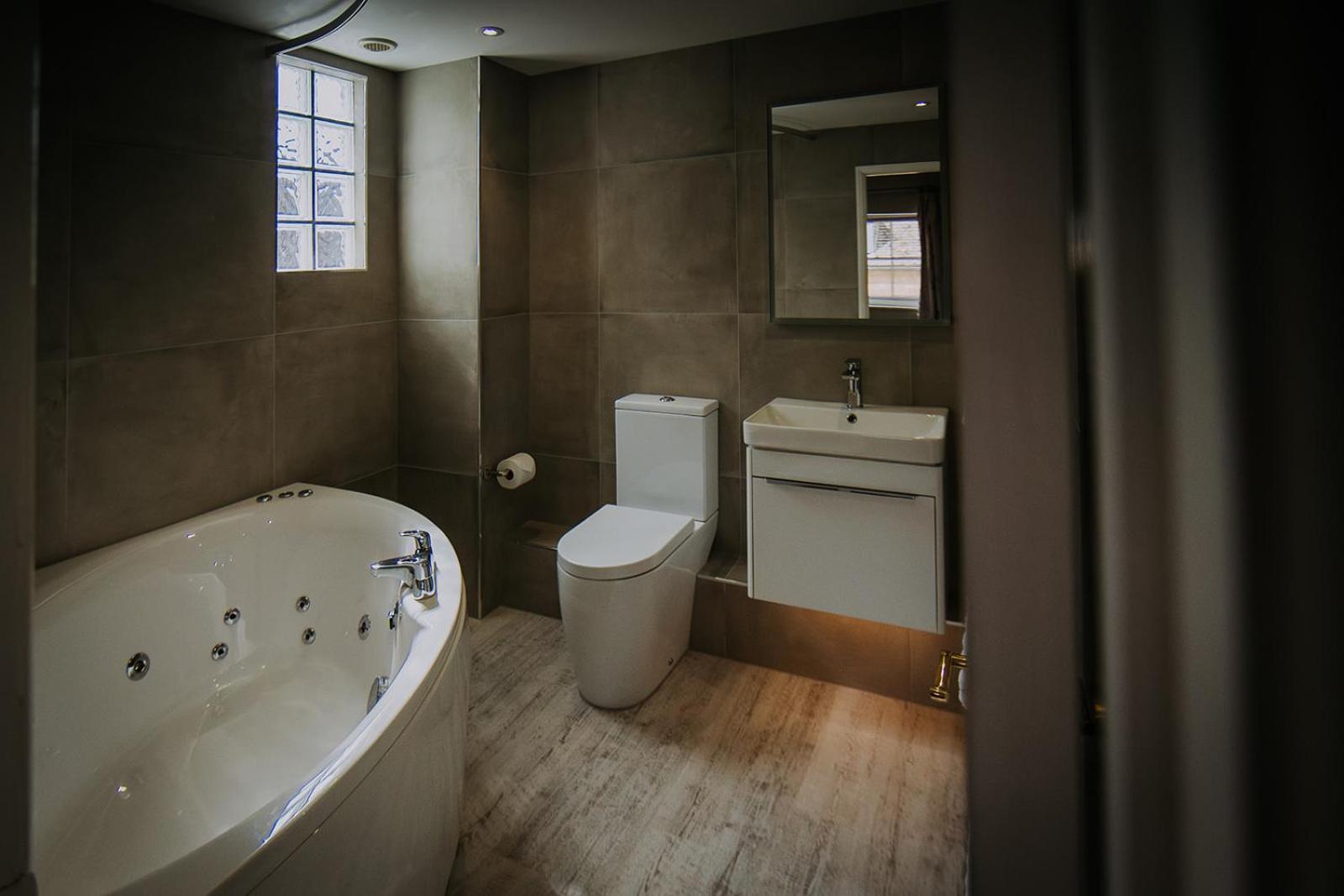 The Lake Isle Restaurant With Rooms Uppingham Bagian luar foto
